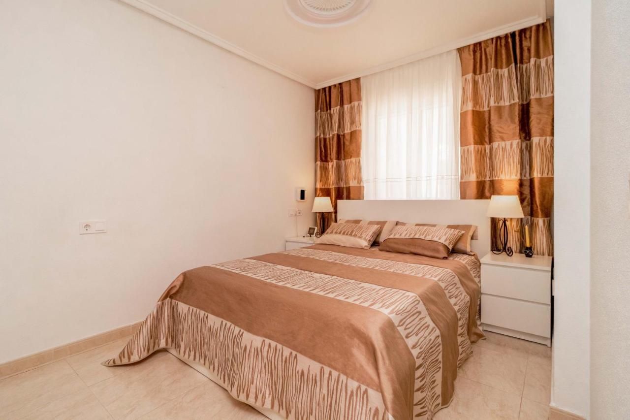 Appartamento Apartamento Asta Torrevieja Esterno foto