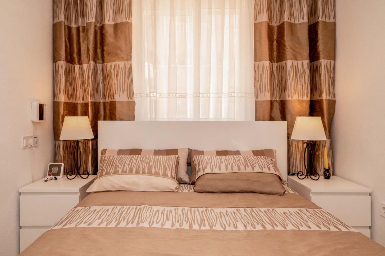 Appartamento Apartamento Asta Torrevieja Esterno foto